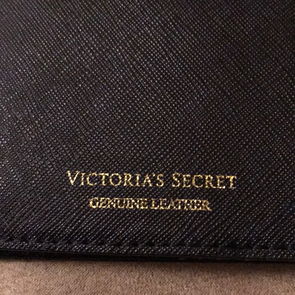 Victoria’s Secret Leather Passport Cover - Picture 2 of 7